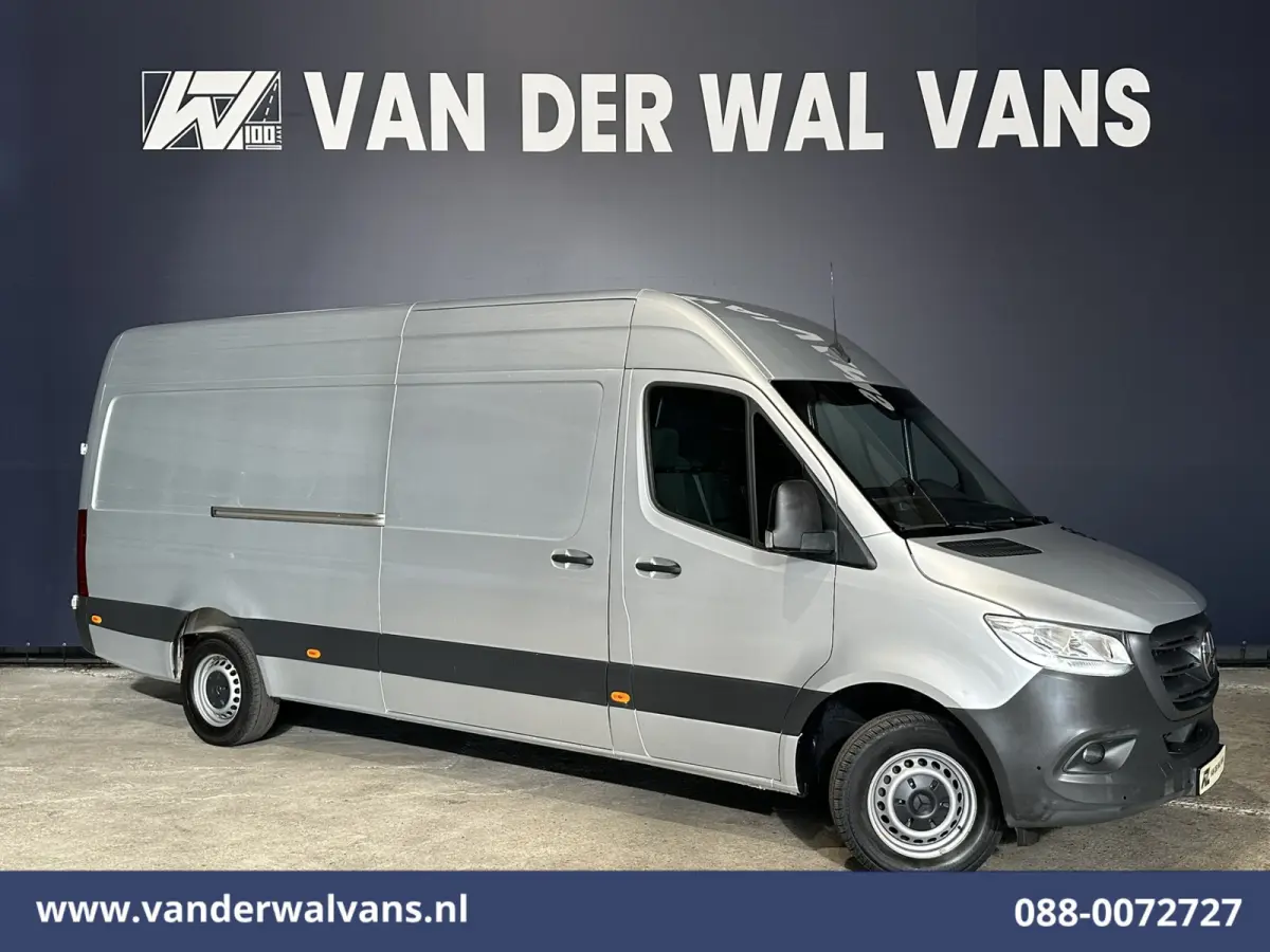 315 CDI 150pk L3H2 Euro6 Airco | 360 graden Camera | Navigatie | Apple Carplay | Cruisecontrol | Chauffeursstoel Android Auto, Stoelverwarming, Parkeersensoren, Bijrijdersbank