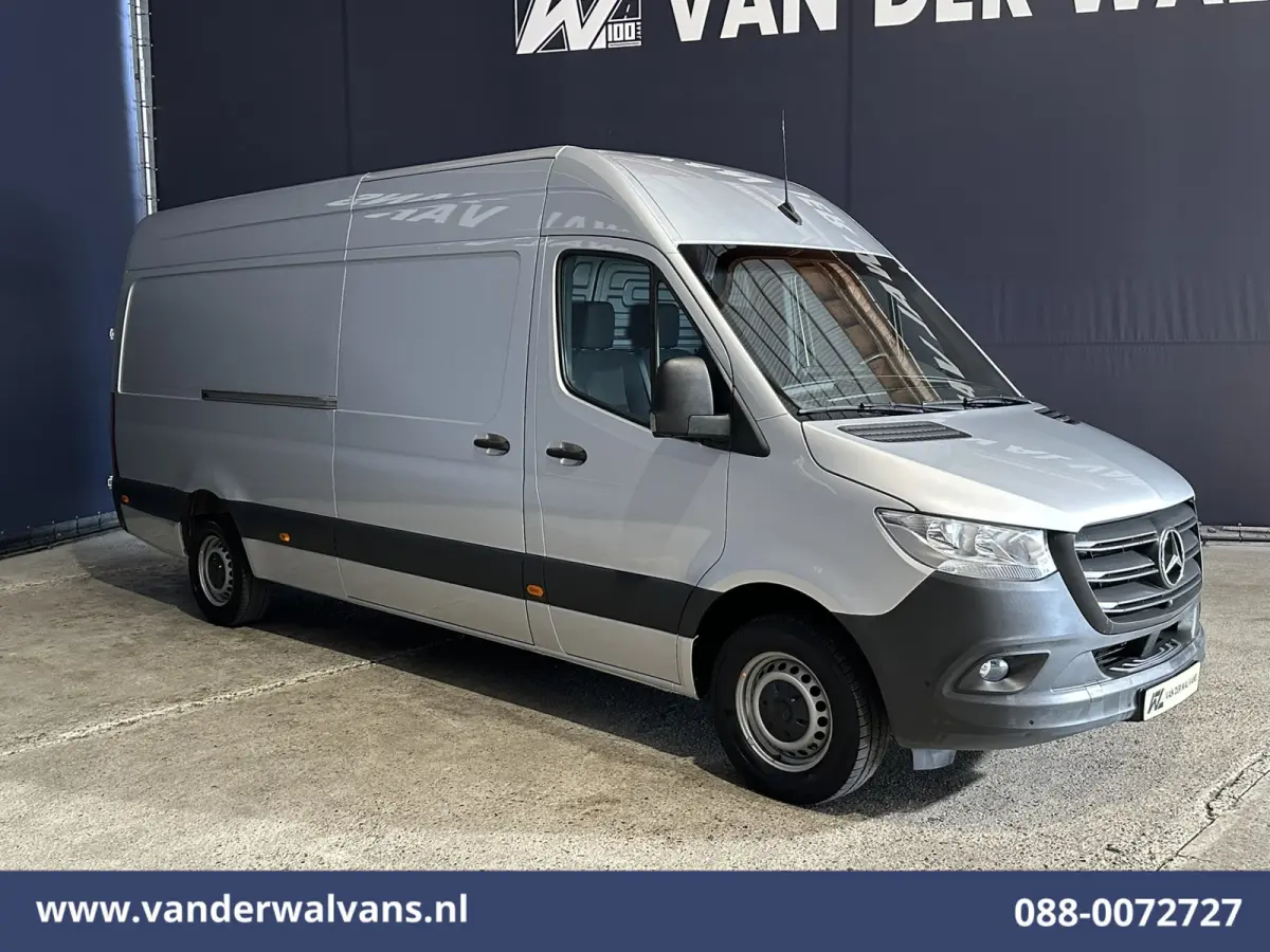 315 CDI 150pk L3H2 Euro6 Airco | 360 graden Camera | Navigatie | Apple Carplay | Cruisecontrol | Chauffeursstoel Android Auto, Stoelverwarming, Parkeersensoren, Bijrijdersbank
