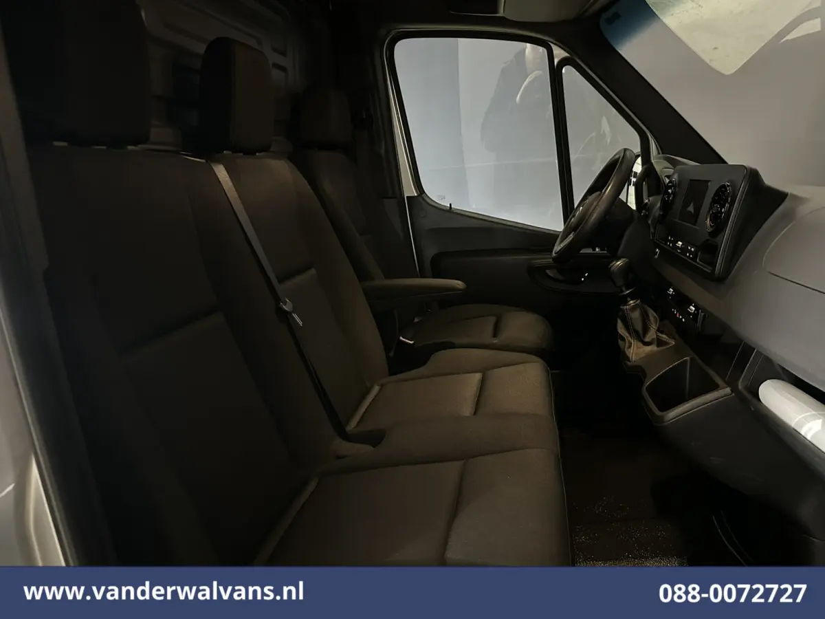 315 CDI 150pk L3H2 Euro6 Airco | 360 graden Camera | Navigatie | Apple Carplay | Cruisecontrol | Chauffeursstoel Android Auto, Stoelverwarming, Parkeersensoren, Bijrijdersbank