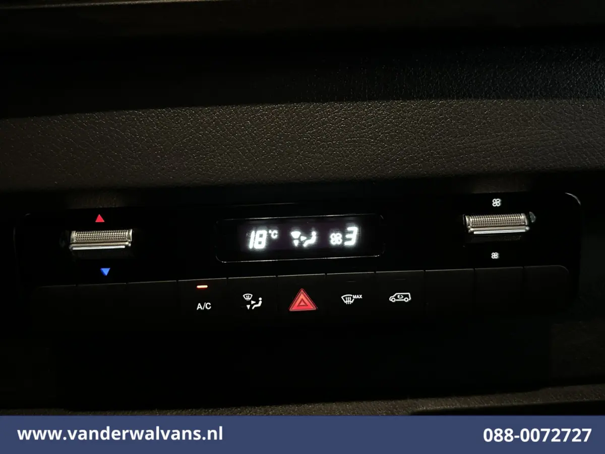 315 CDI 150pk L3H2 Euro6 Airco | 360 graden Camera | Navigatie | Apple Carplay | Cruisecontrol | Chauffeursstoel Android Auto, Stoelverwarming, Parkeersensoren, Bijrijdersbank
