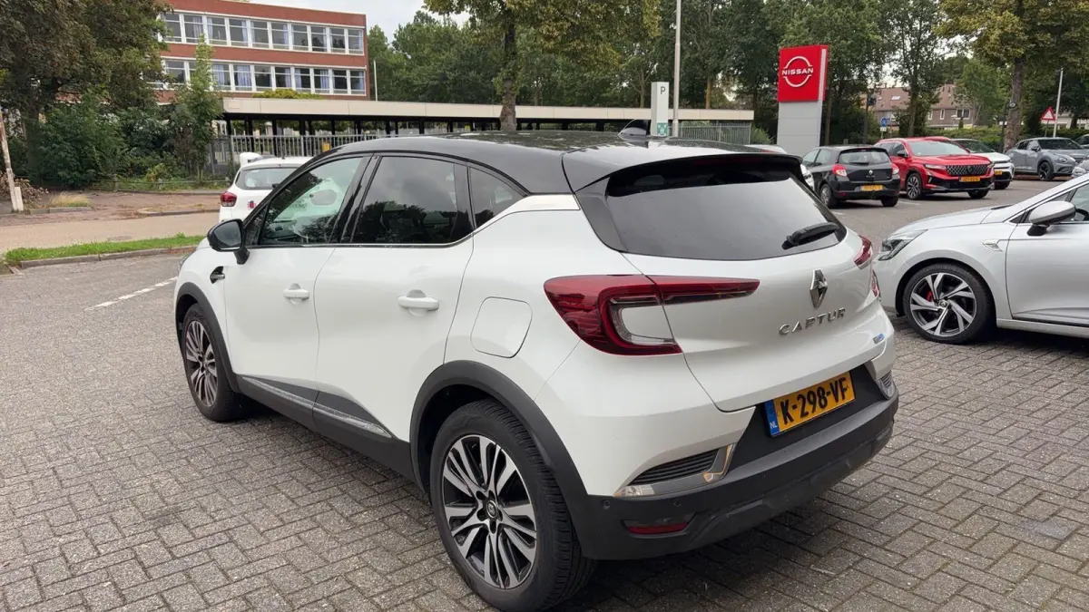 E-TECH plug-in hybrid 160 Initiale Paris | Schuif-/kanteldak | lichtgrijs Lederen Bekl. |