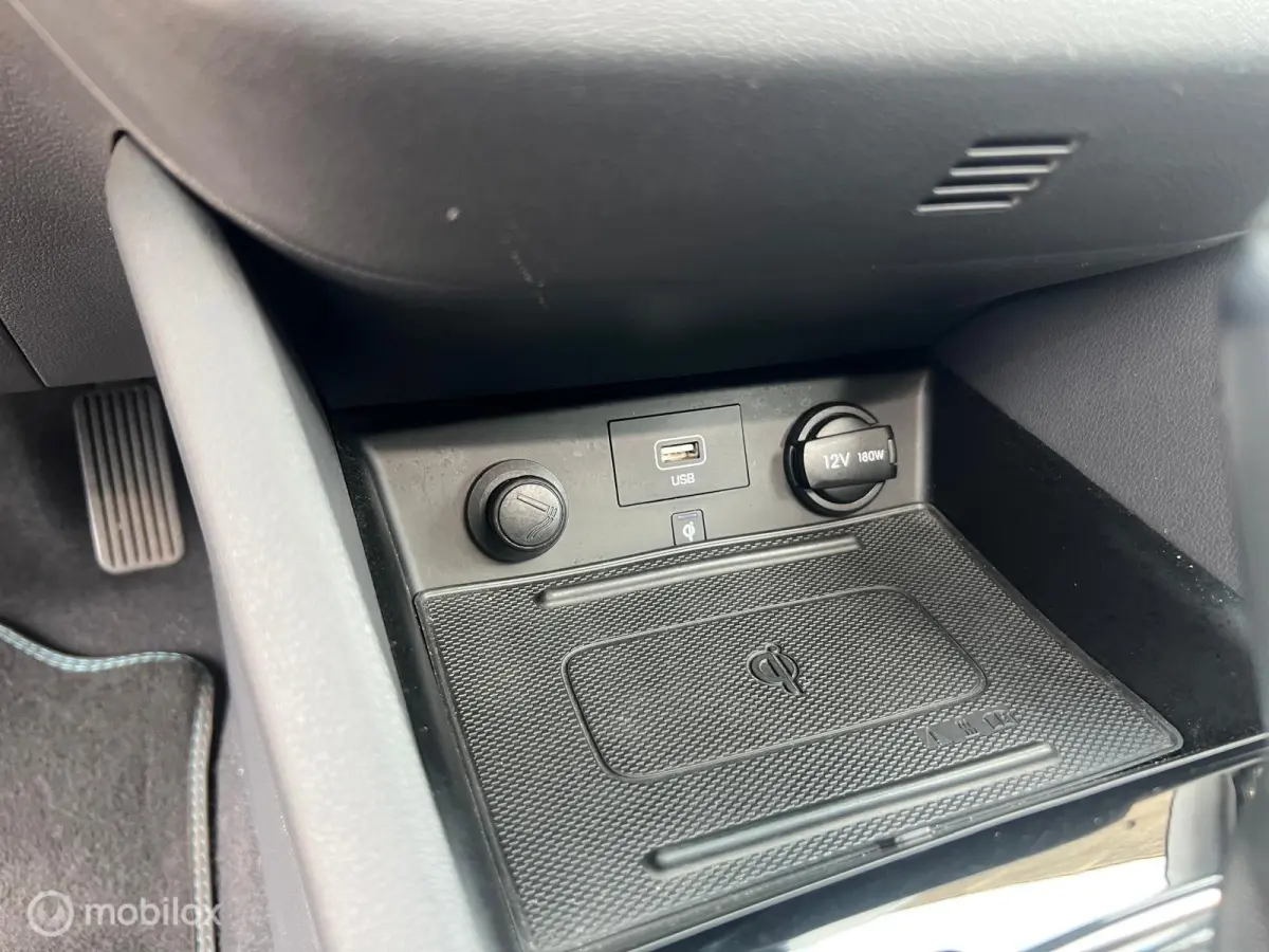 1.6 GDi Premium | Camera | Navi | Cruise | DAB