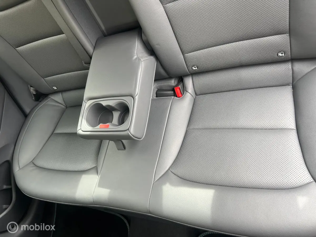 1.6 GDi Premium | Camera | Navi | Cruise | DAB