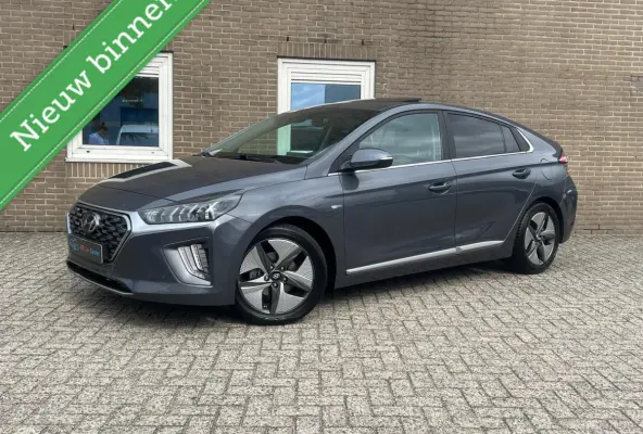 1.6 GDi Premium | Camera | Navi | Cruise | DAB
