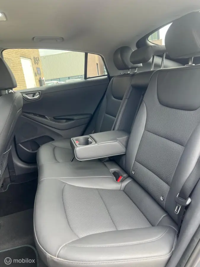 1.6 GDi Premium | Camera | Navi | Cruise | DAB
