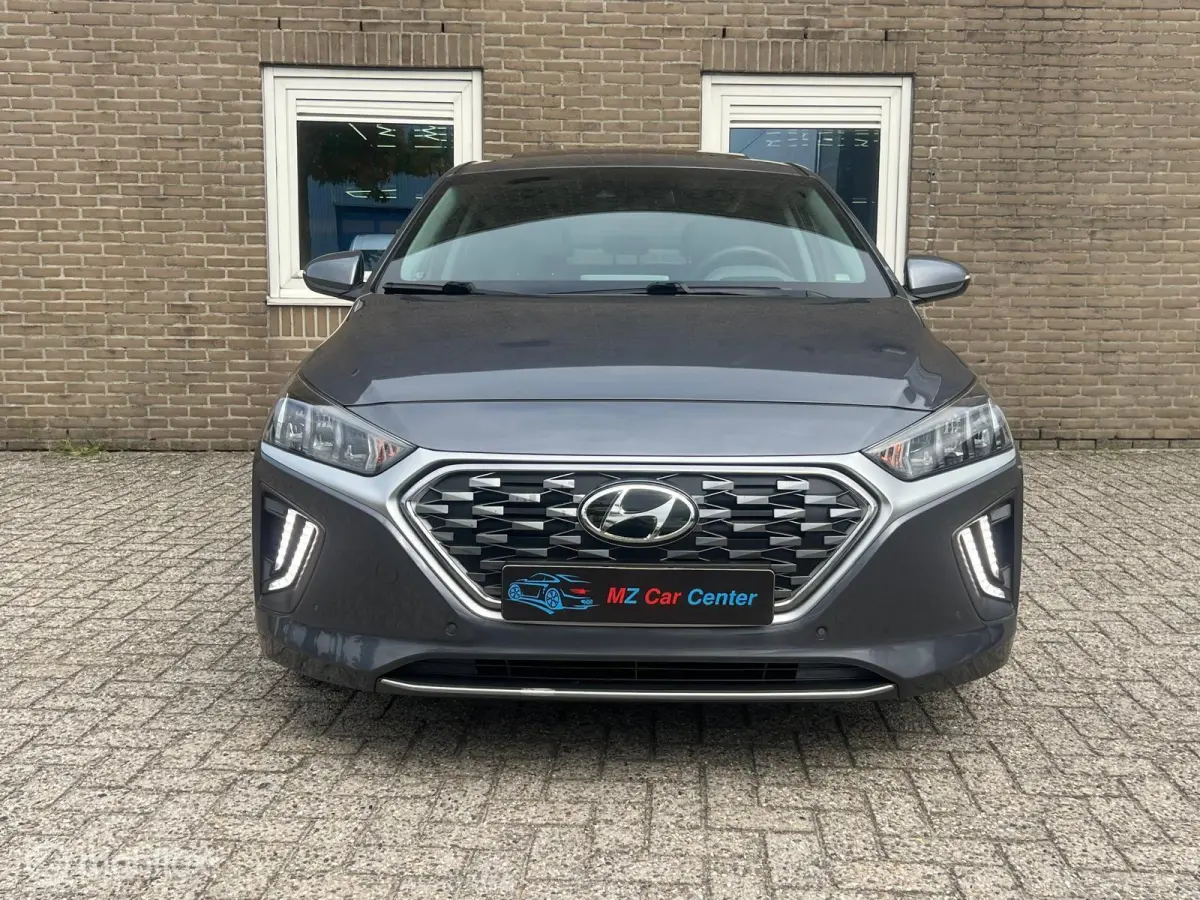 1.6 GDi Premium | Camera | Navi | Cruise | DAB