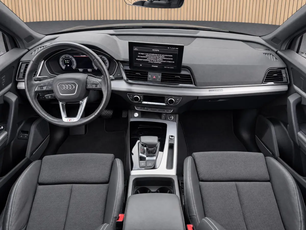 55 TFSI e S edition Competition |Panorama| Luchtvering |Trekhaak |Camera | B&O