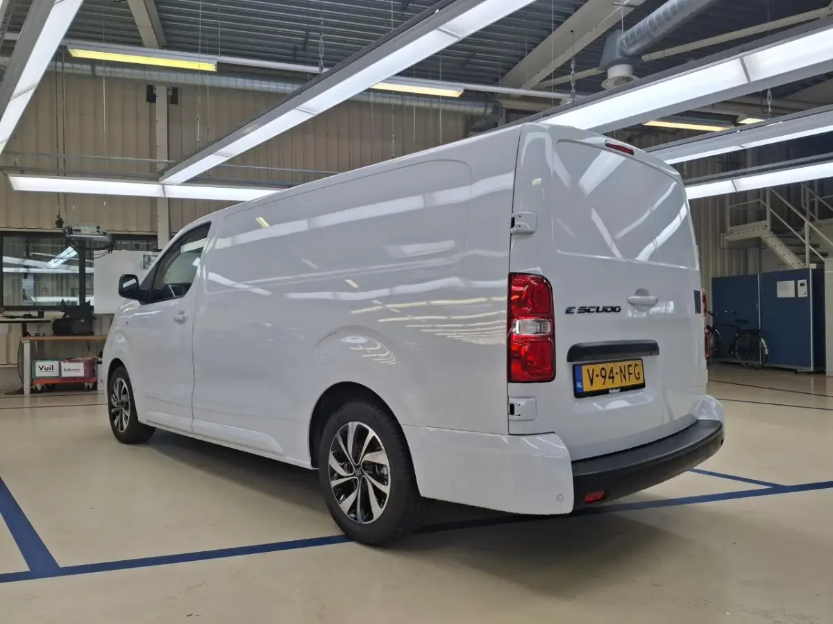 L3 75kWh | 8 JAAR GARANTIE | CAMERA | DRAADLOOS CARPLAY | BETIMMERING | LED | 17" LM VELGEN | COMFORT WAND |