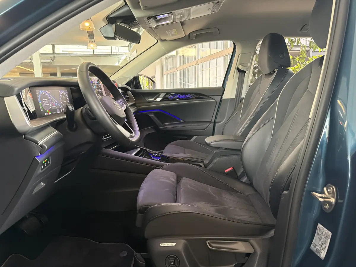 1.5 TSI eHybrid 204PK DSG HYBRID ELEGANCE 360°CAMERA/TREKHAAK/IQ.LIGHT/KEYLESS