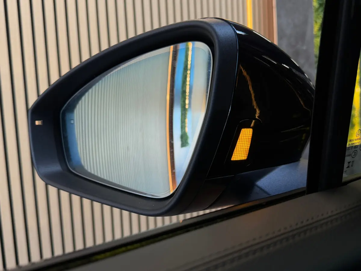 1.5 eHybrid 3X R-Line Business |PANO|MASSAGE|360 CAMERA|KEYLESS|IQ LIGHT|MEMORY|STOELVERKOELING|FABRIEKSGARANTIE