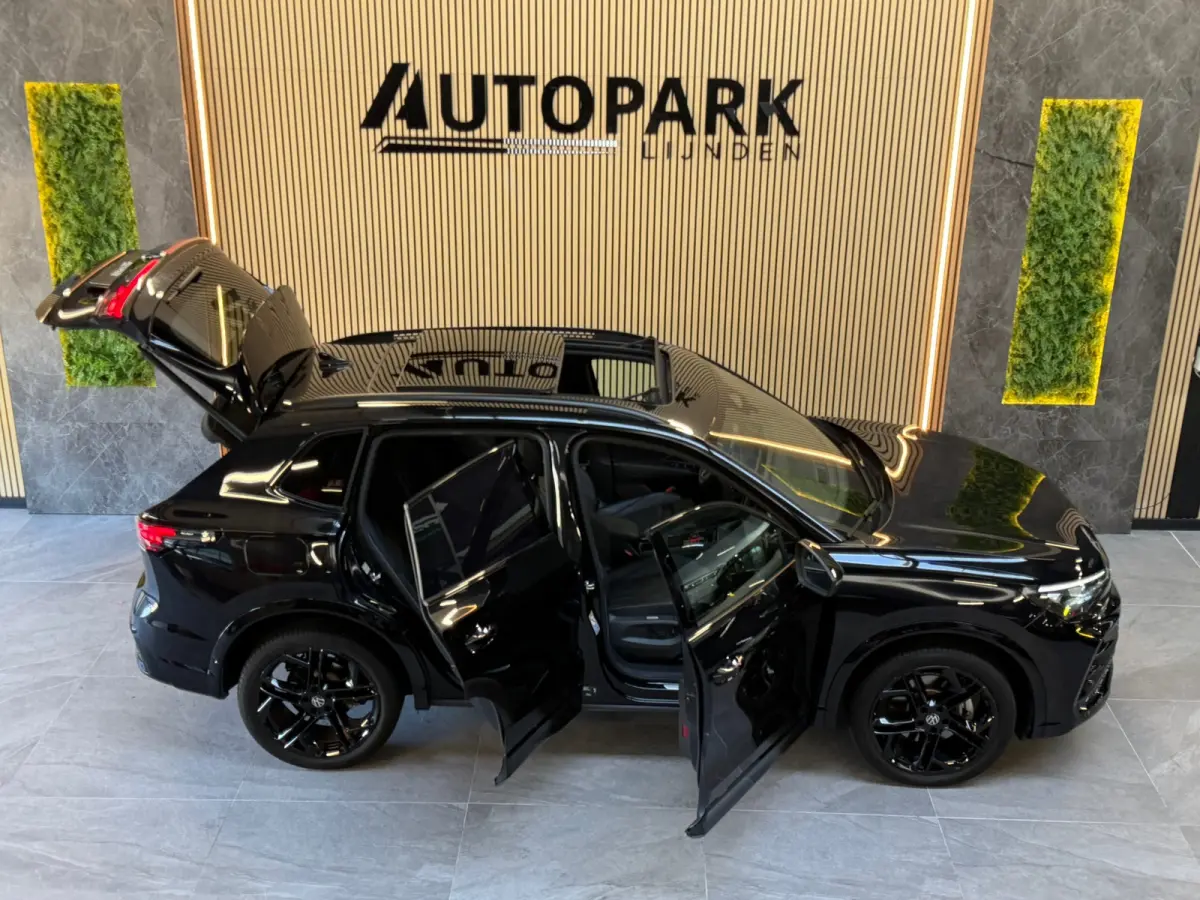 1.5 eHybrid 3X R-Line Business |PANO|MASSAGE|360 CAMERA|KEYLESS|IQ LIGHT|MEMORY|STOELVERKOELING|FABRIEKSGARANTIE