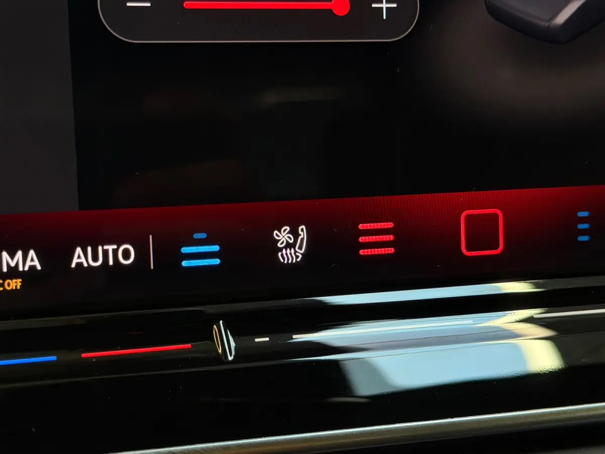1.5 eHybrid 3X R-Line Business |PANO|MASSAGE|360 CAMERA|KEYLESS|IQ LIGHT|MEMORY|STOELVERKOELING|FABRIEKSGARANTIE