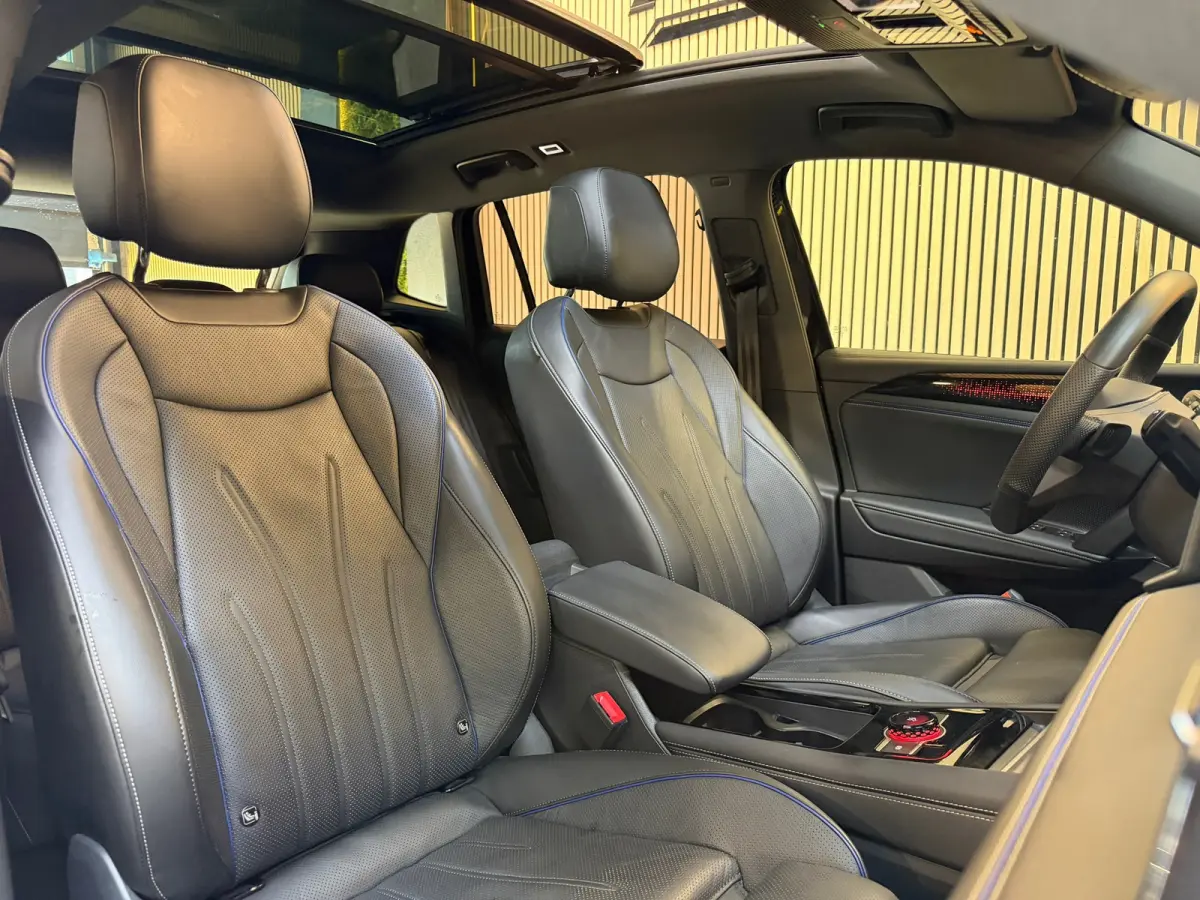 1.5 eHybrid 3X R-Line Business |PANO|MASSAGE|360 CAMERA|KEYLESS|IQ LIGHT|MEMORY|STOELVERKOELING|FABRIEKSGARANTIE