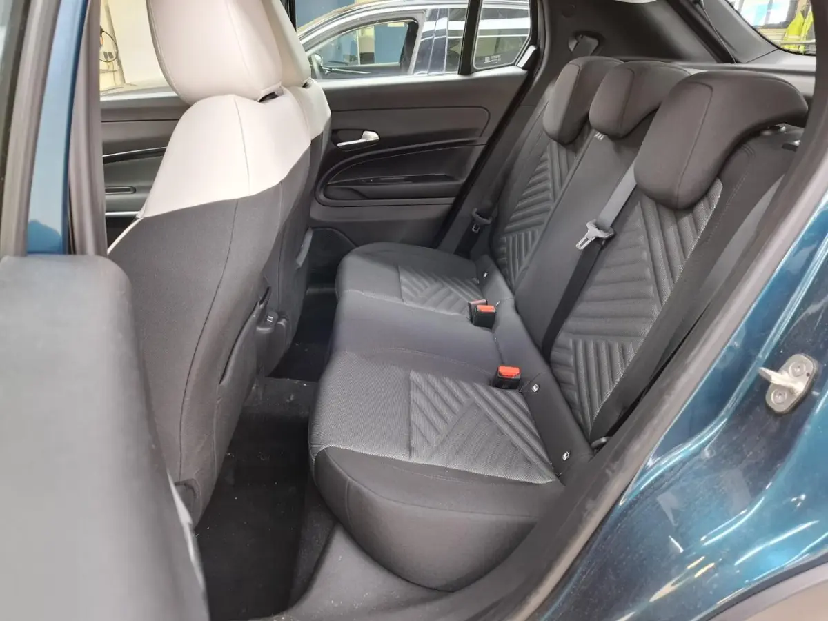 1.2 Hybrid Icon 145pk Tot 8 Jaar Garantie! | Navigatie | Allseason | Climate Control | Cruise Control | !!