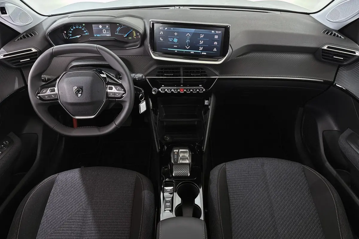 EV Style 50 kWh Apple CarPlay Climate Control