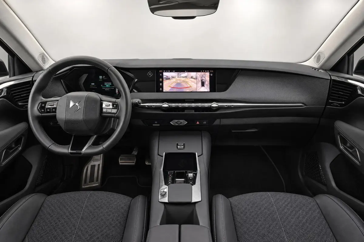 E-Tense Trocadero | Camera | Trekhaak | Navigatie | Elektrische kofferklep