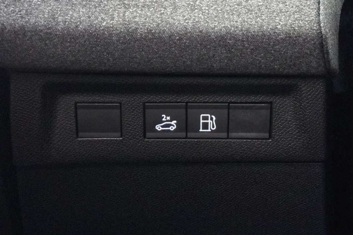 1.6 Turbo Plug-in-Hybrid Business Edition Pano Trekhaak Stoelverwarming 360 Camera