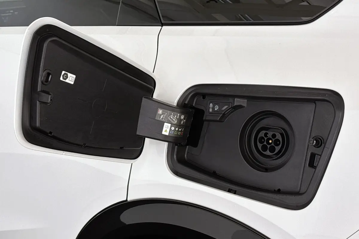 1.6 Turbo Plug-in-Hybrid Business Edition Pano Trekhaak Stoelverwarming 360 Camera