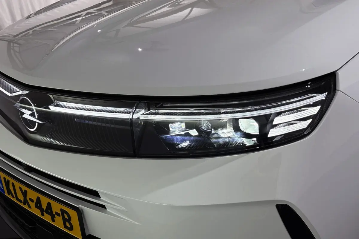 1.6 Turbo Plug-in-Hybrid Business Edition Pano Trekhaak Stoelverwarming 360 Camera