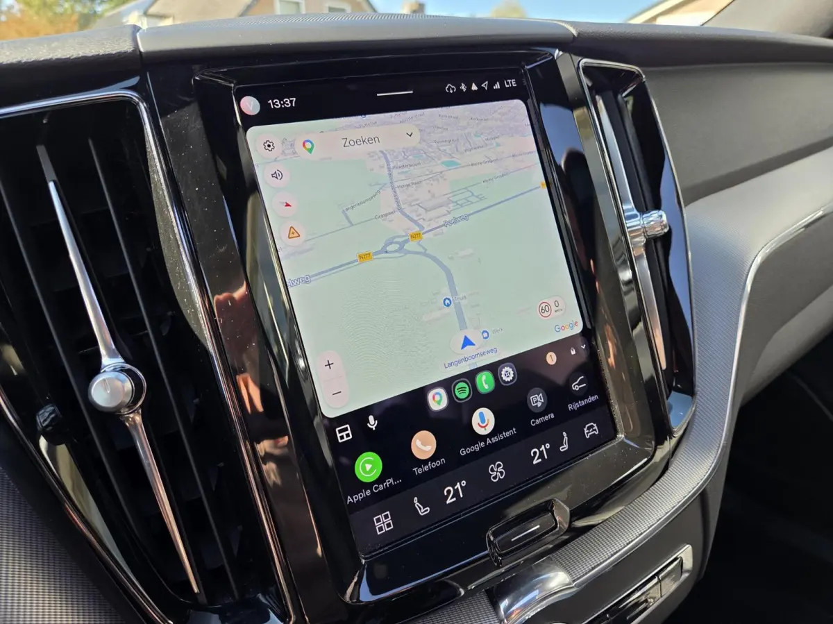2.0 T6 Plug-in hybrid AWD R-Design PHEV Long Range | 360 - Panorama | Facelift