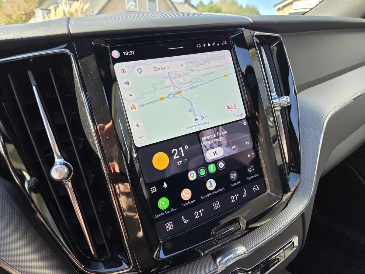 2.0 T6 Plug-in hybrid AWD R-Design PHEV Long Range | 360 - Panorama | Facelift
