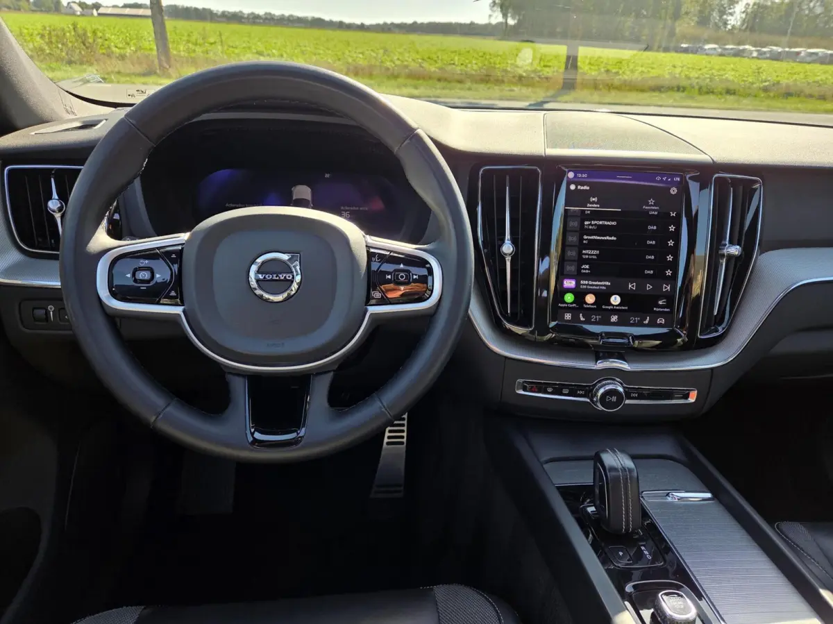 2.0 T6 Plug-in hybrid AWD R-Design PHEV Long Range | 360 - Panorama | Facelift