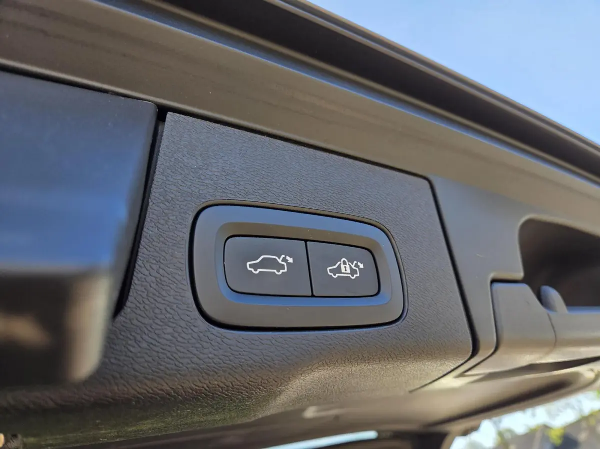 2.0 T6 Plug-in hybrid AWD R-Design PHEV Long Range | 360 - Panorama | Facelift
