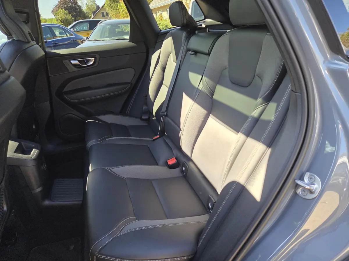2.0 T6 Plug-in hybrid AWD R-Design PHEV Long Range | 360 - Panorama | Facelift