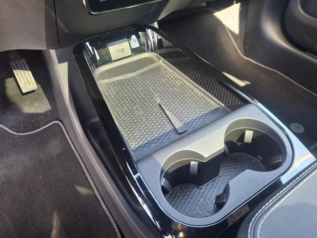 GT Extended AWD 98 kWh | 487pk! | Panodak Vast | Memory functie Bestuurderstoel | Afn. Trekhaak | B&O Audiosysteem |