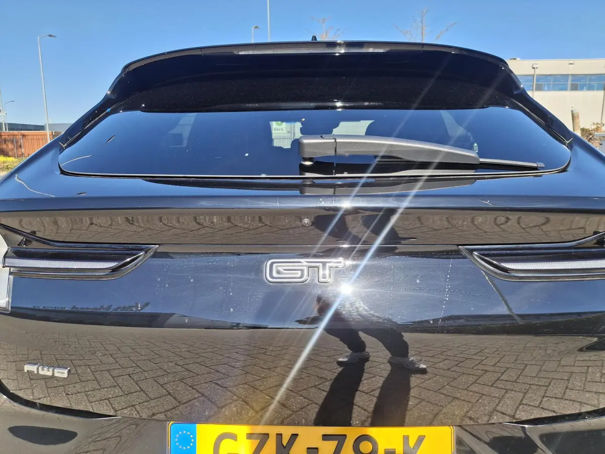 GT Extended AWD 98 kWh | 487pk! | Panodak Vast | Memory functie Bestuurderstoel | Afn. Trekhaak | B&O Audiosysteem |