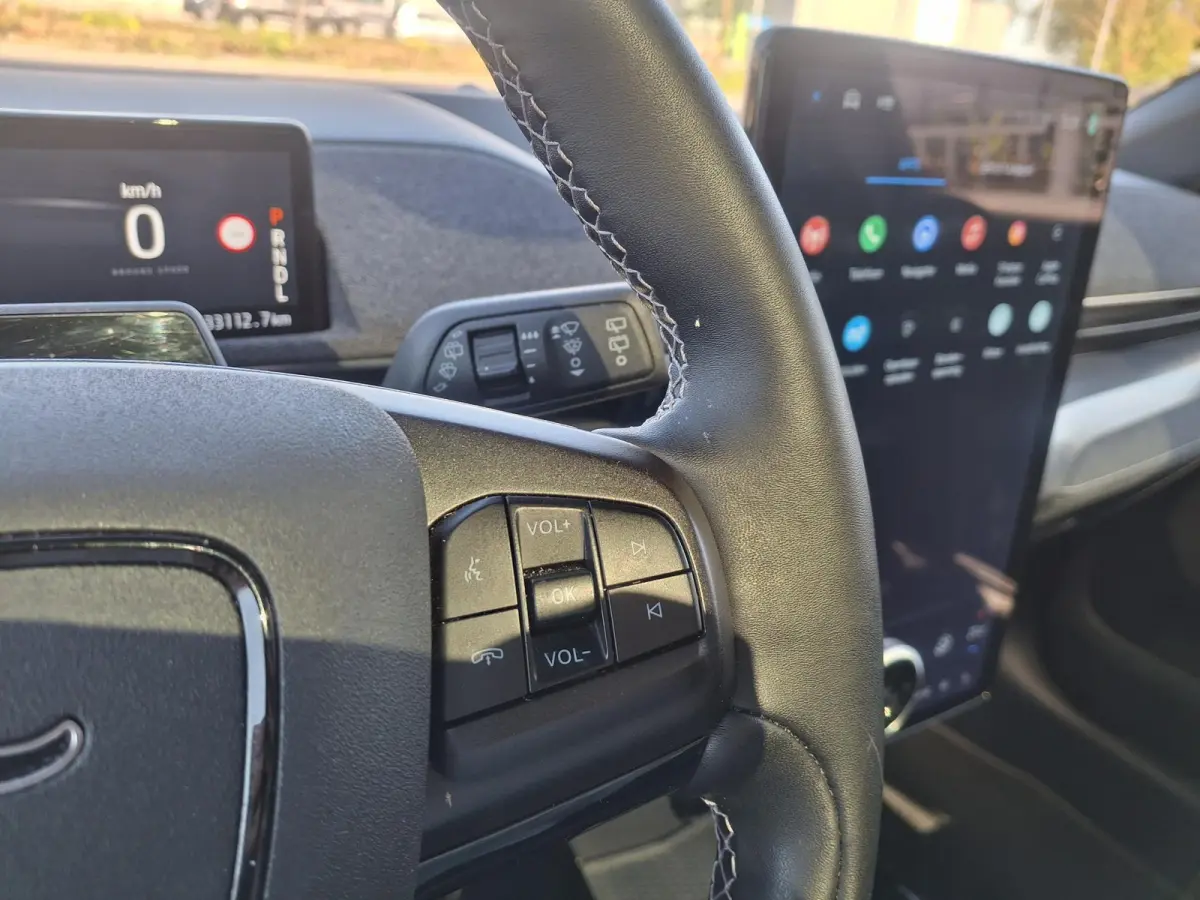 GT Extended AWD 98 kWh | 487pk! | Panodak Vast | Memory functie Bestuurderstoel | Afn. Trekhaak | B&O Audiosysteem |