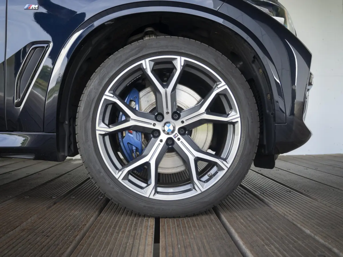xDrive45e | M Sportpakket | Comfort Access | Panoramadak | Driving Assistant Plus | Harman Kardon | Head Up Display | 21 inch | Trekhaak