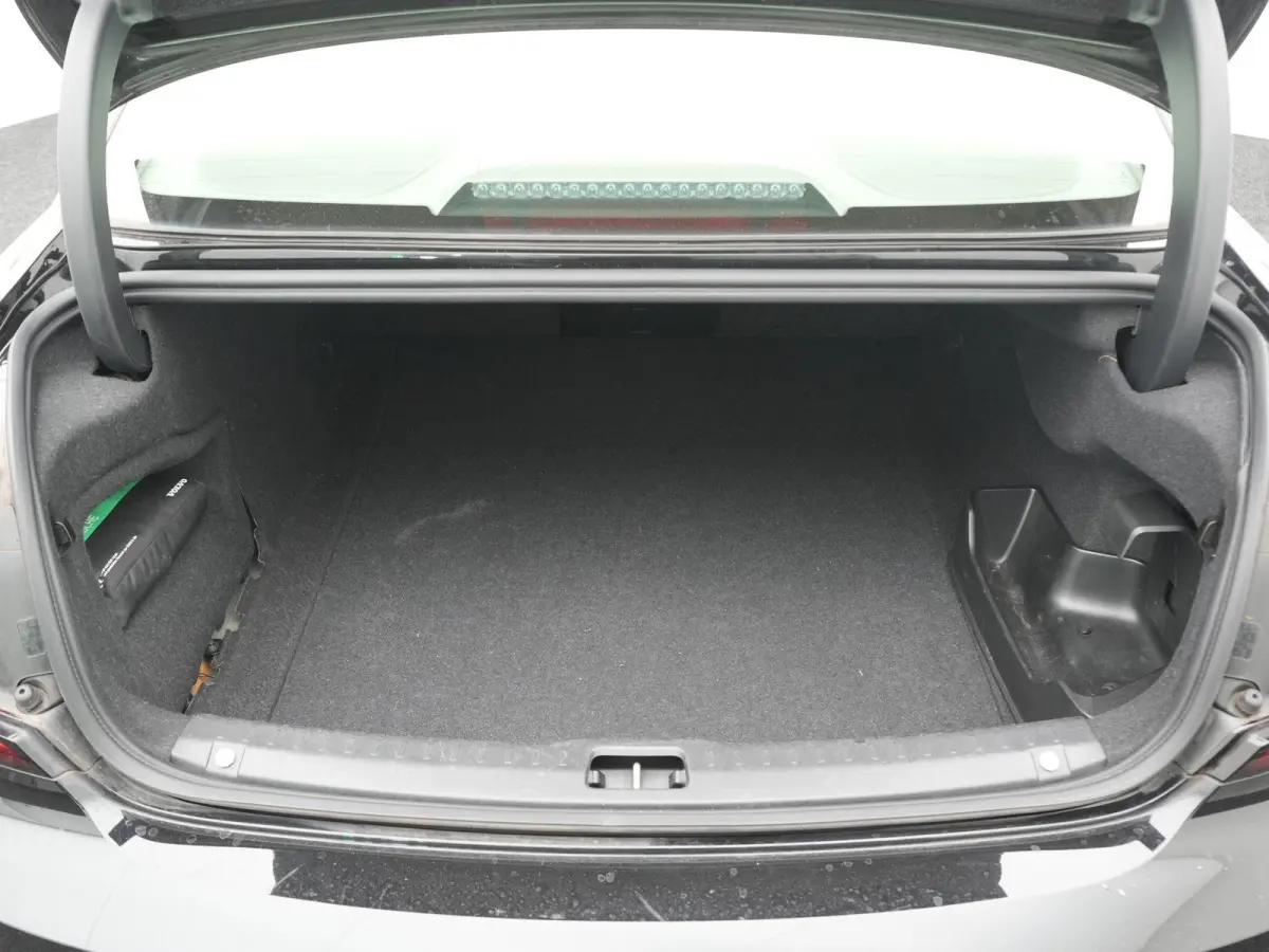 2.0 T8 AWD Inscription Exclusive BTW AUTO | PANORAMADAK | ADAPTIEVE CRUISE | HARMAN KARDON | 360 CAMERA | LEDER | NAVIGATIE | STOELVERWARMING | ELEKTRISCHE STOEL |  12 MAANDEN BOVAG GARANTIE
