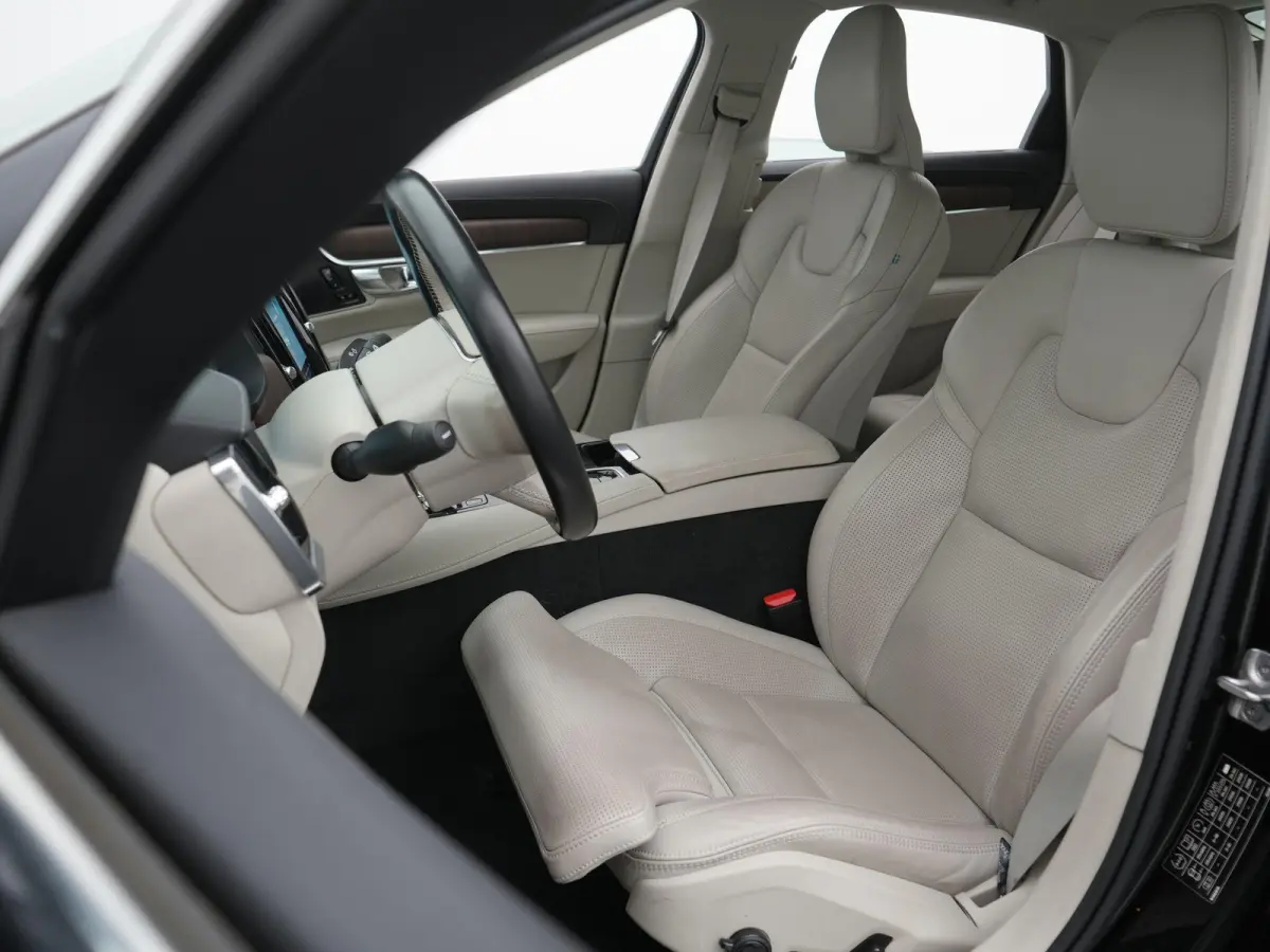 2.0 T8 AWD Inscription Exclusive BTW AUTO | PANORAMADAK | ADAPTIEVE CRUISE | HARMAN KARDON | 360 CAMERA | LEDER | NAVIGATIE | STOELVERWARMING | ELEKTRISCHE STOEL |  12 MAANDEN BOVAG GARANTIE