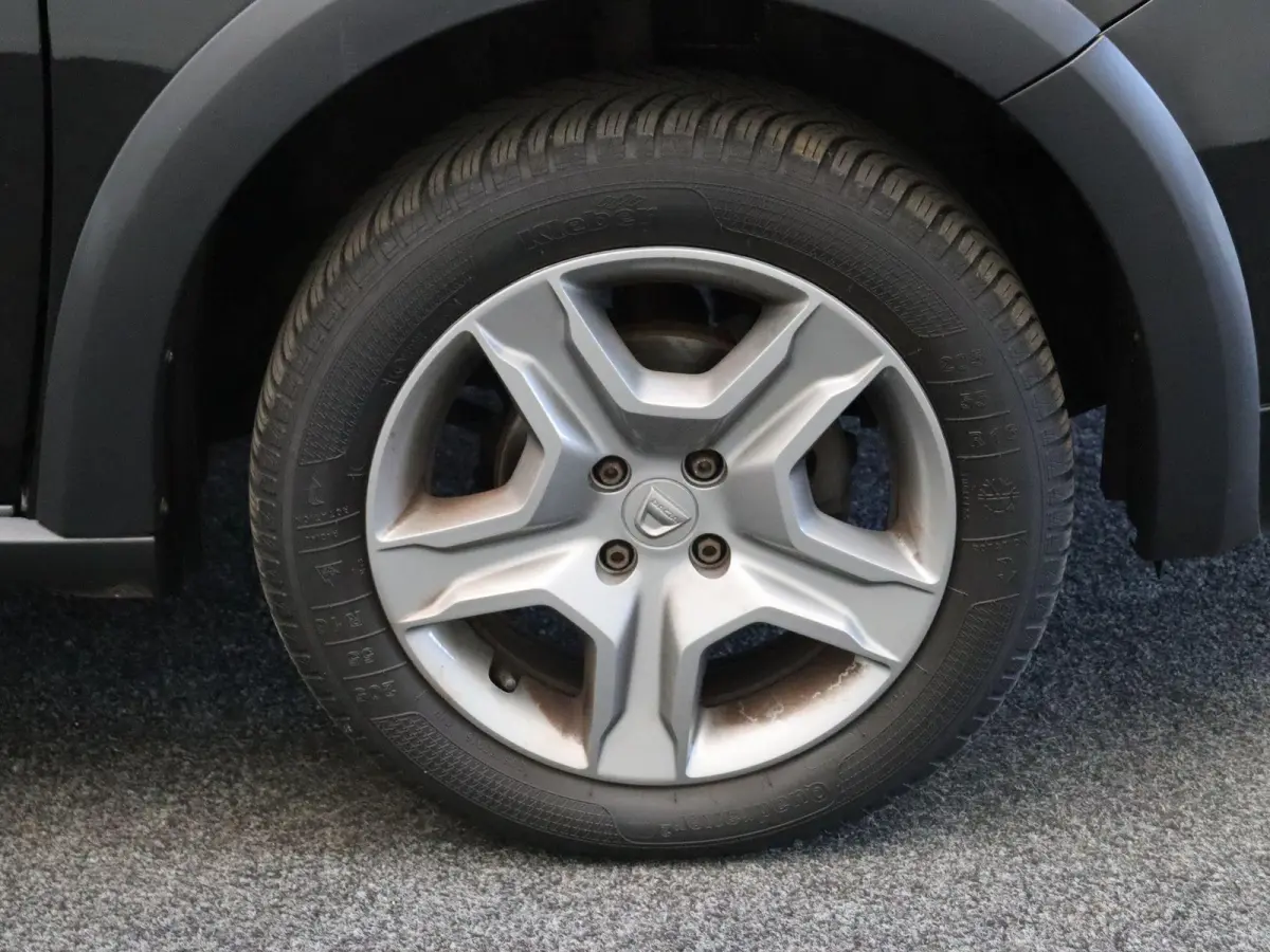 TCe 90pk Stepway | Trekhaak | Parkeersensoren Achter | Navigatie |