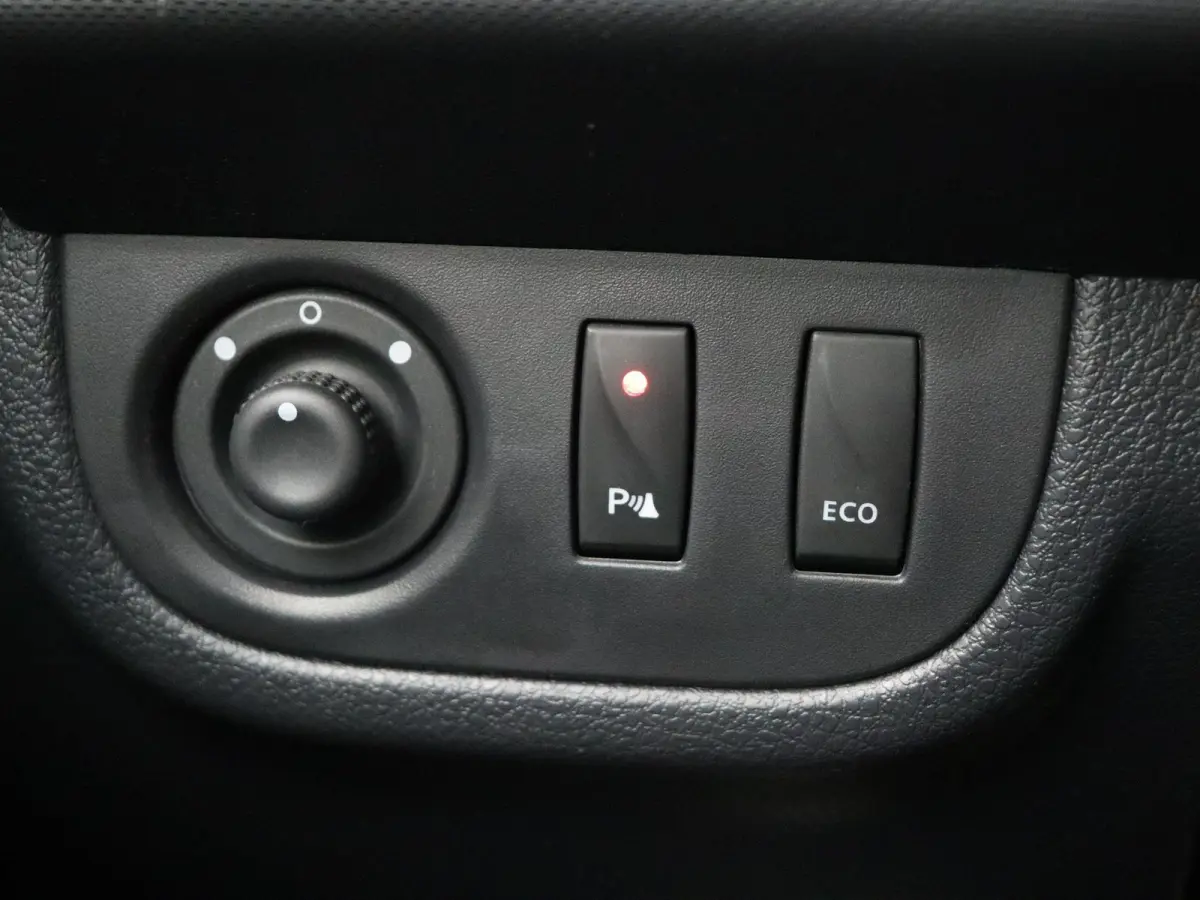 TCe 90pk Stepway | Trekhaak | Parkeersensoren Achter | Navigatie |