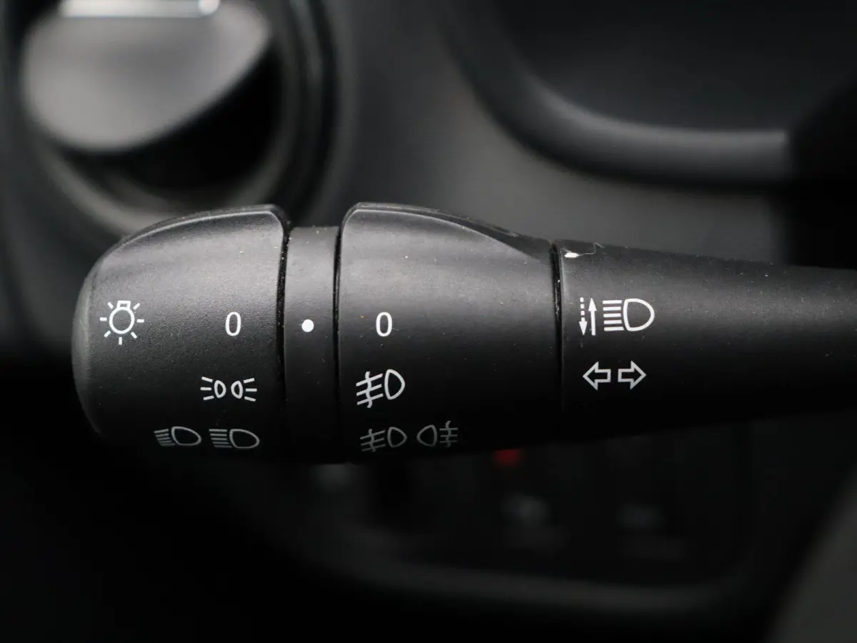 TCe 90pk Stepway | Trekhaak | Parkeersensoren Achter | Navigatie |