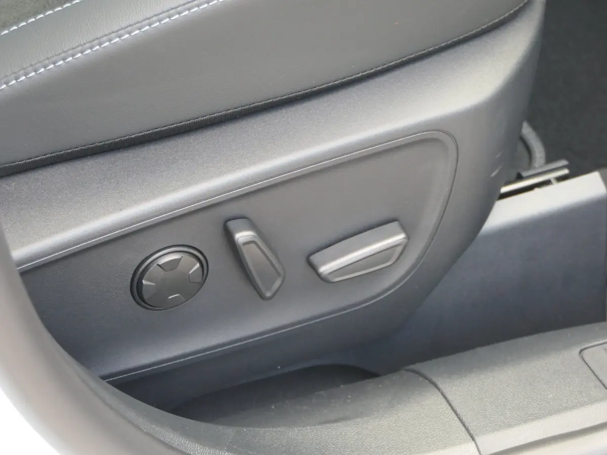 2.5 PHEV Active X | Panoramadak | Trekhaak | Matrix LED | 19 Inch | AGR Stoelen | B&O Audio | Adaptive Cruise | BLIS | 360 Camera | Keyless