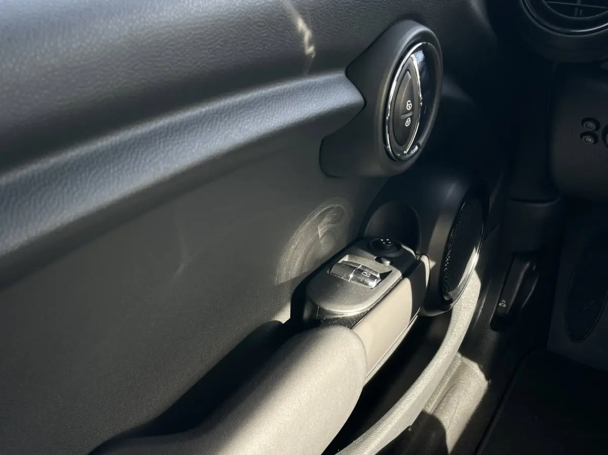 1.5 Cooper | NAVI | Bluetooth | Airco | Cruise Control |