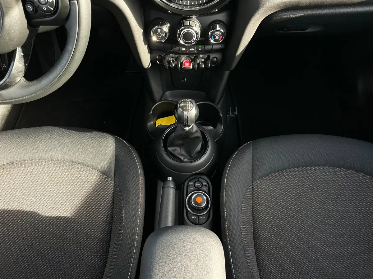 1.5 Cooper | NAVI | Bluetooth | Airco | Cruise Control |