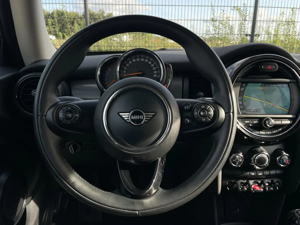 1.5 Cooper | NAVI | Bluetooth | Airco | Cruise Control |