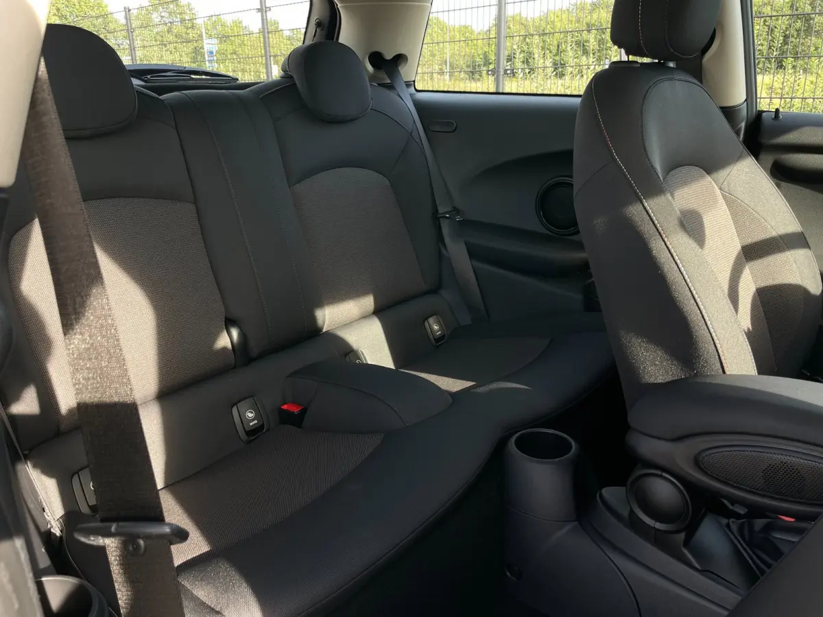 1.5 Cooper | NAVI | Bluetooth | Airco | Cruise Control |
