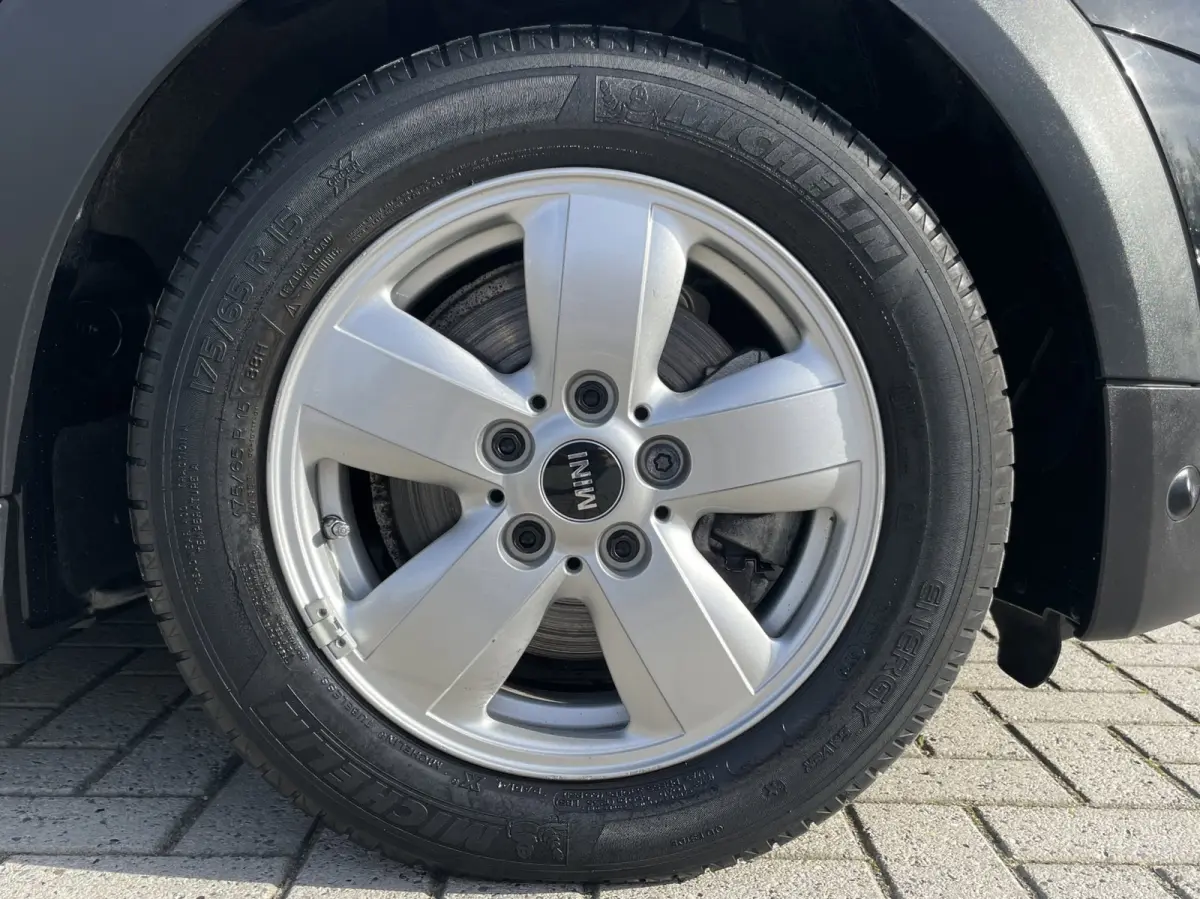 1.5 Cooper | NAVI | Bluetooth | Airco | Cruise Control |