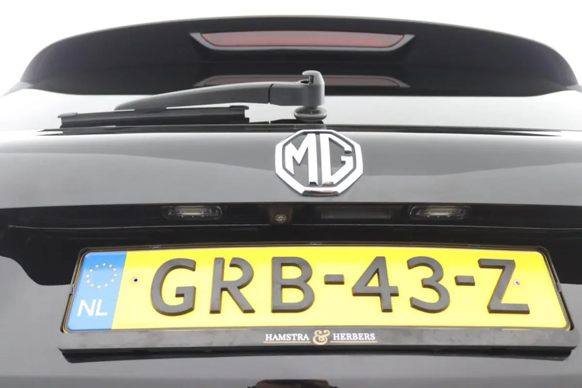 1.5 TGDI Luxury zwart, mooie wagen!