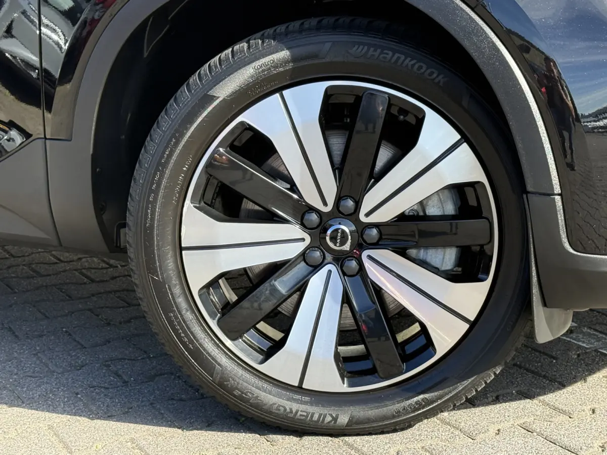 1.5 T4 Plug-in hybrid Ultimate Dark | Pano | Memory | H/K Audio | 19 inch