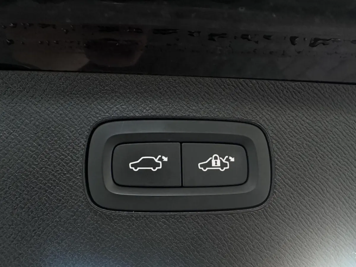 2.0 T8 Recharge AWD Inscription Led, Leer, Pano, Camera..