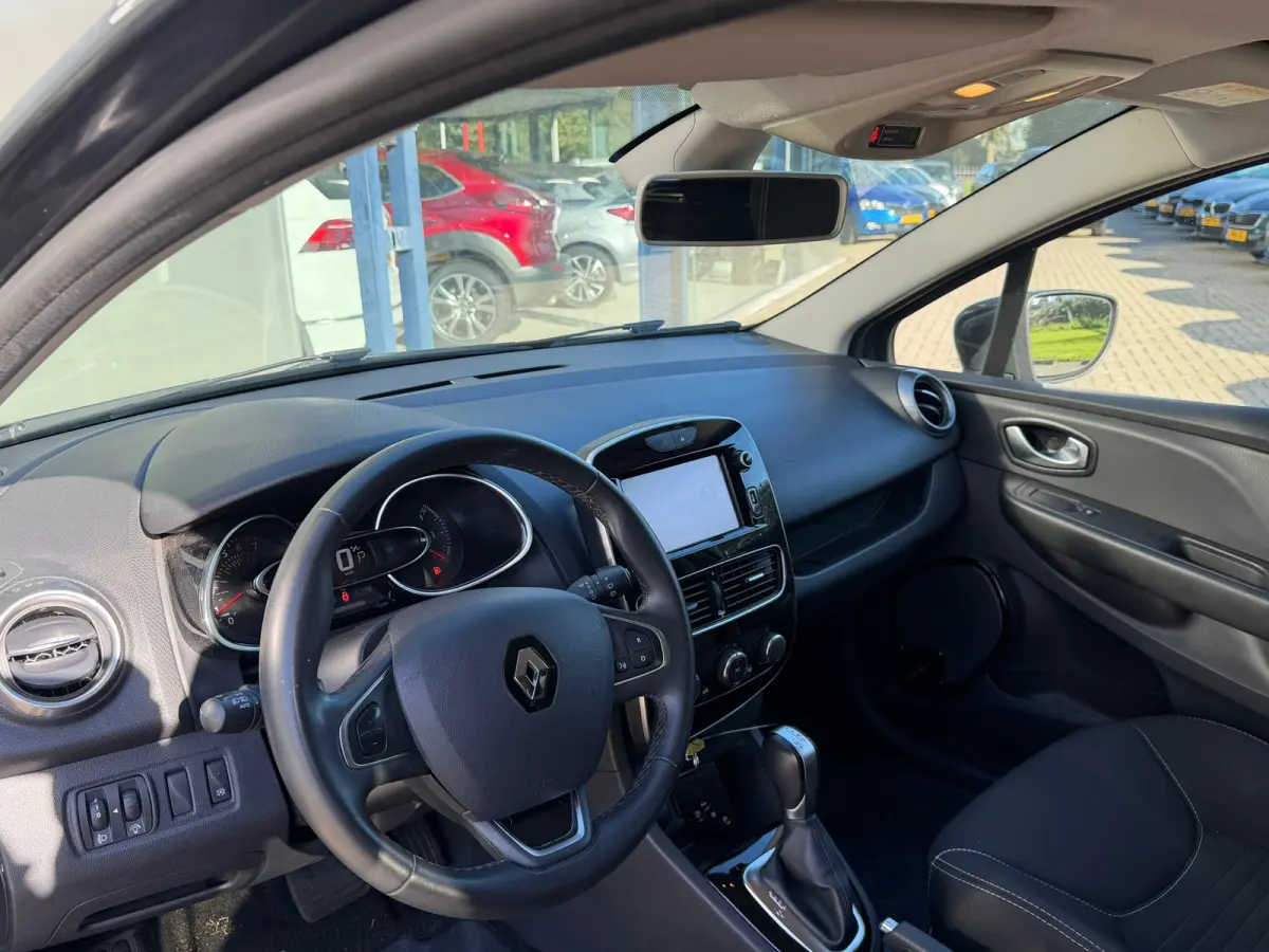 1.2 TCe Intens Automaat/Carplay/Navi/Airco
