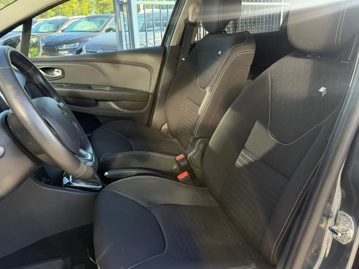 1.2 TCe Intens Automaat/Carplay/Navi/Airco