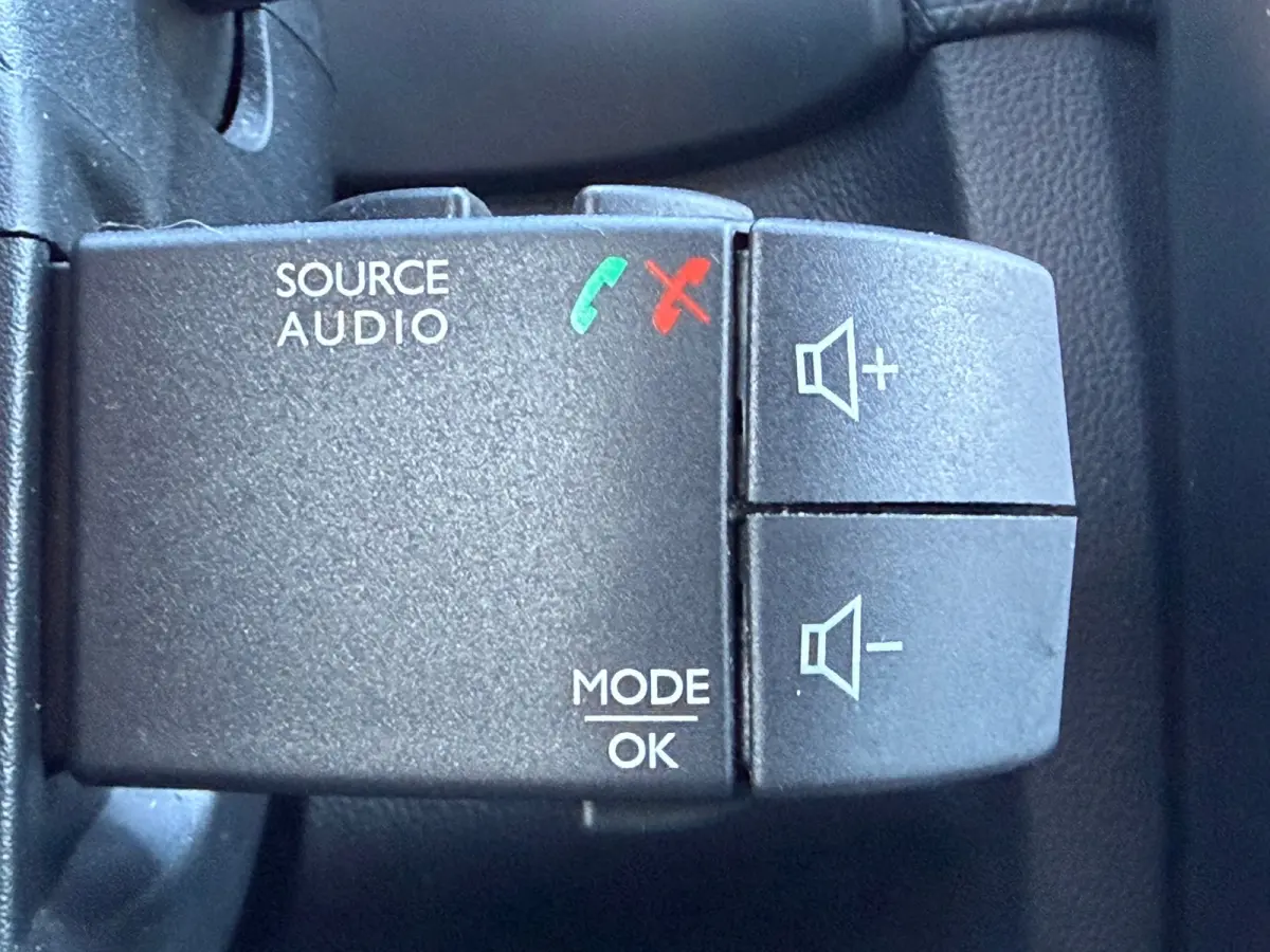 1.2 TCe Intens Automaat/Carplay/Navi/Airco