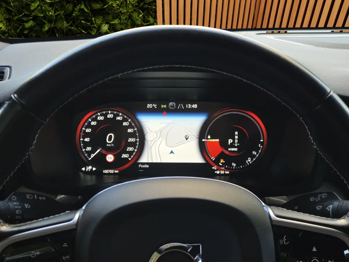 T6 Recharge AWD R-Design | Camera | Adaptive Cruise | Winter Pack | CarPlay | Harman/Kardon